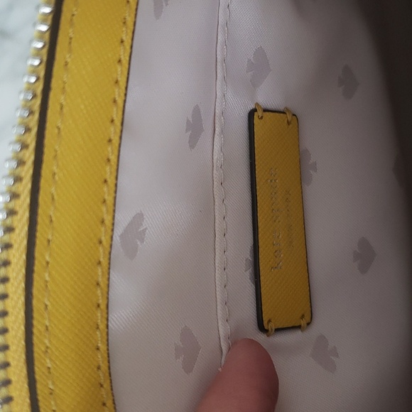 Kate Spade zip crossbody - Picture 13 of 13